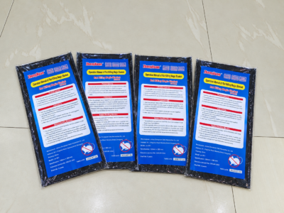 Large Rat Gum Glue Trap adhesive rodent catching mats in sealed packs Large Rat Gum Glue Trap adhesive rodent catching mats in sealed packs